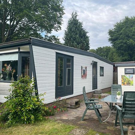 Leuk Chalet Te Huur In Putten, Honden Van Harte Welkom, Alleen Voor Recreatie Βίλα Εξωτερικό φωτογραφία