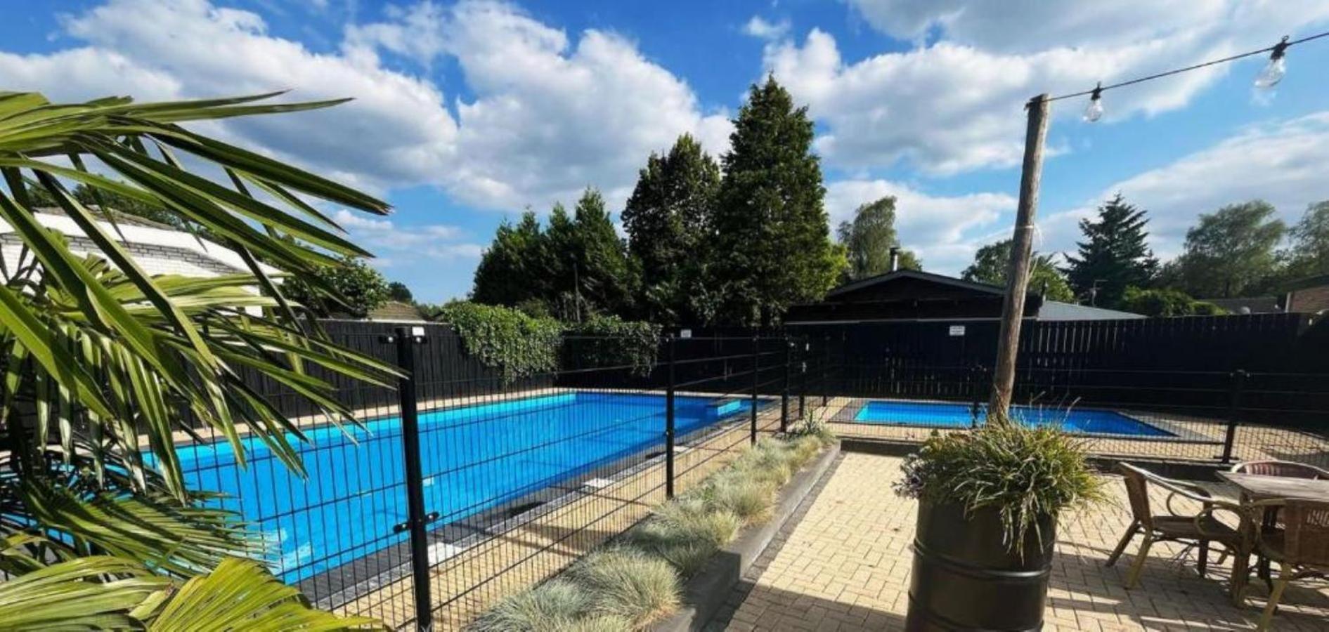Leuk Chalet Te Huur In Putten, Honden Van Harte Welkom, Alleen Voor Recreatie Βίλα Εξωτερικό φωτογραφία